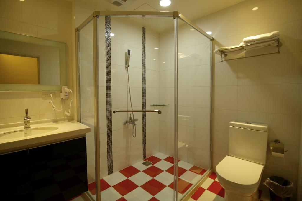 Maui B&B Hualien City Exterior photo
